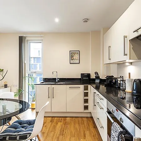 Vibrant London Canal Apartment Exterior photo