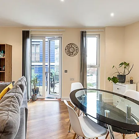 Vibrant London Canal Apartment Exterior photo